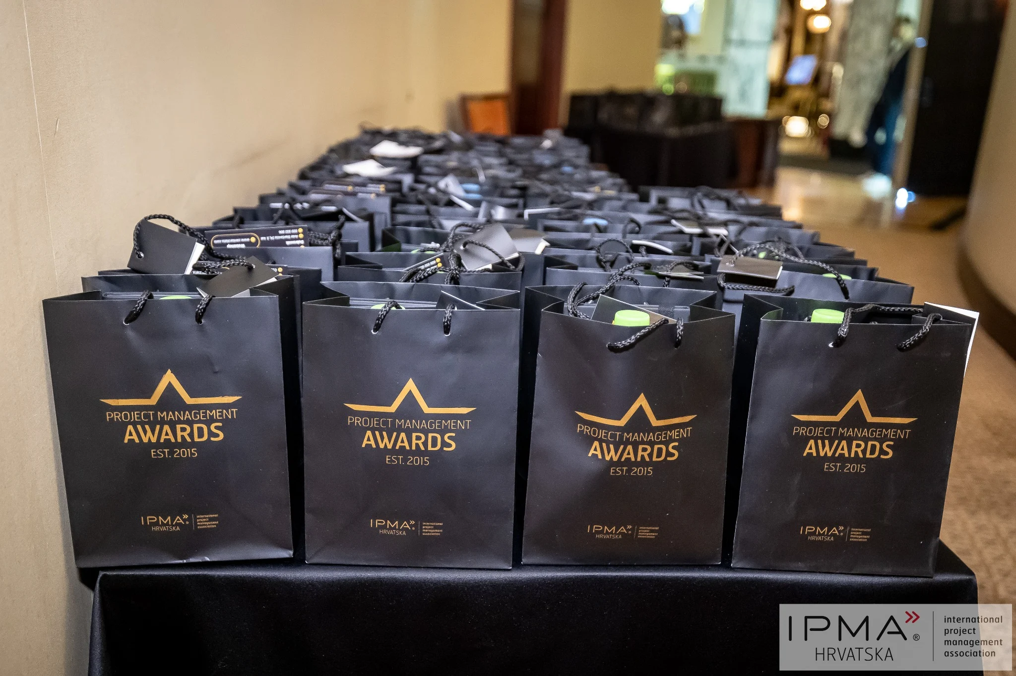 Poklon vrećice s oznakom Project Management Awards